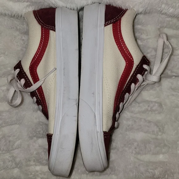 Vans Red and White Old Skool Sneakers - Picture 3 of 7